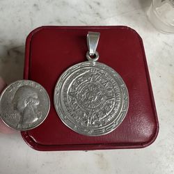 Vintage 925 Sterling Silver , Mayan Pendant , Nice Size Medium, Marked 925 Mexico TV -72, Large Bale, Very Nice Pendant 