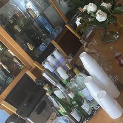 Dinning Room Table W/ Chair 