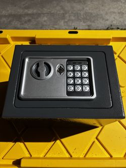 LOCKSWORTH, Electronic Safe -w/ Keys Electronic Digital Safe Box,REF:AZ17604-BK
