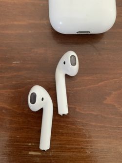 Apple AirPods (2nd Generation)