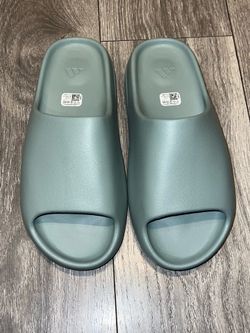 Yeezy Slides Size 11 Slate Marine