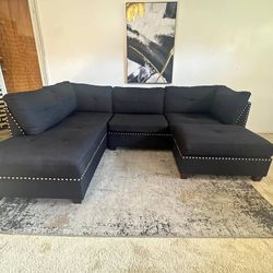 Black 4-Seater Sectional Sofa with Ottoman