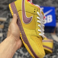 Dunk Low Premium SB 'Yellow Lobster'
