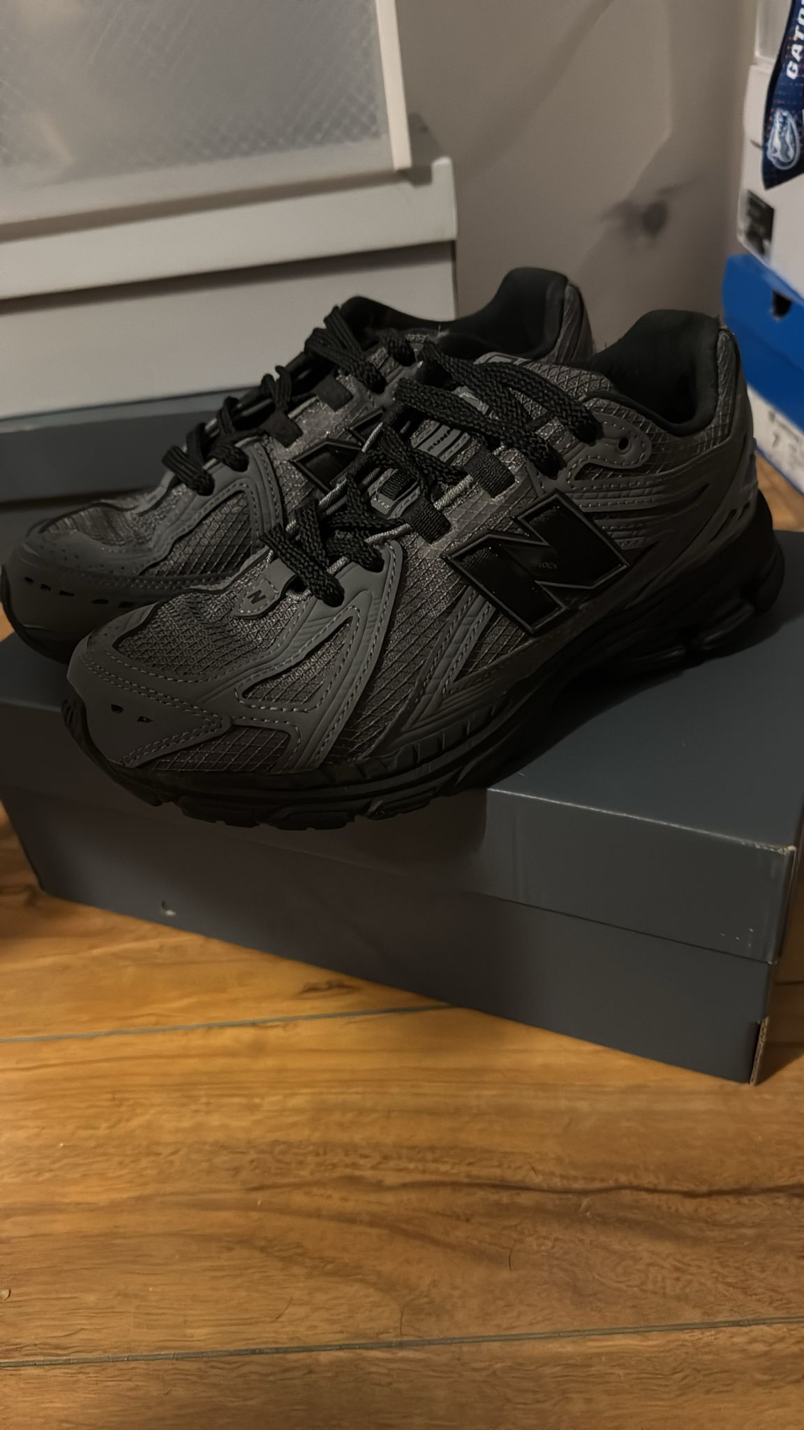 New Balance Phantom Metallic 1906R