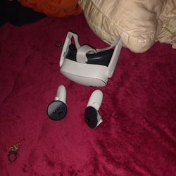 Meta Quest 3s (Used And No Batteries Included)