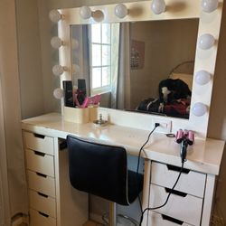Cream Colored Vanity