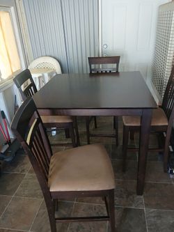 Juego de comedor(alto) 5 piezas 💕💕💕💕