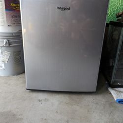 Whirlpool Mini Fridge