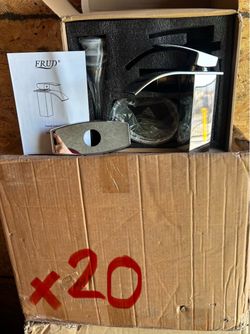 WHOLESALE Lot of (20) Bathroom Faucets w/ Base Plate & Pop-Up Drain (Chrome) - $20