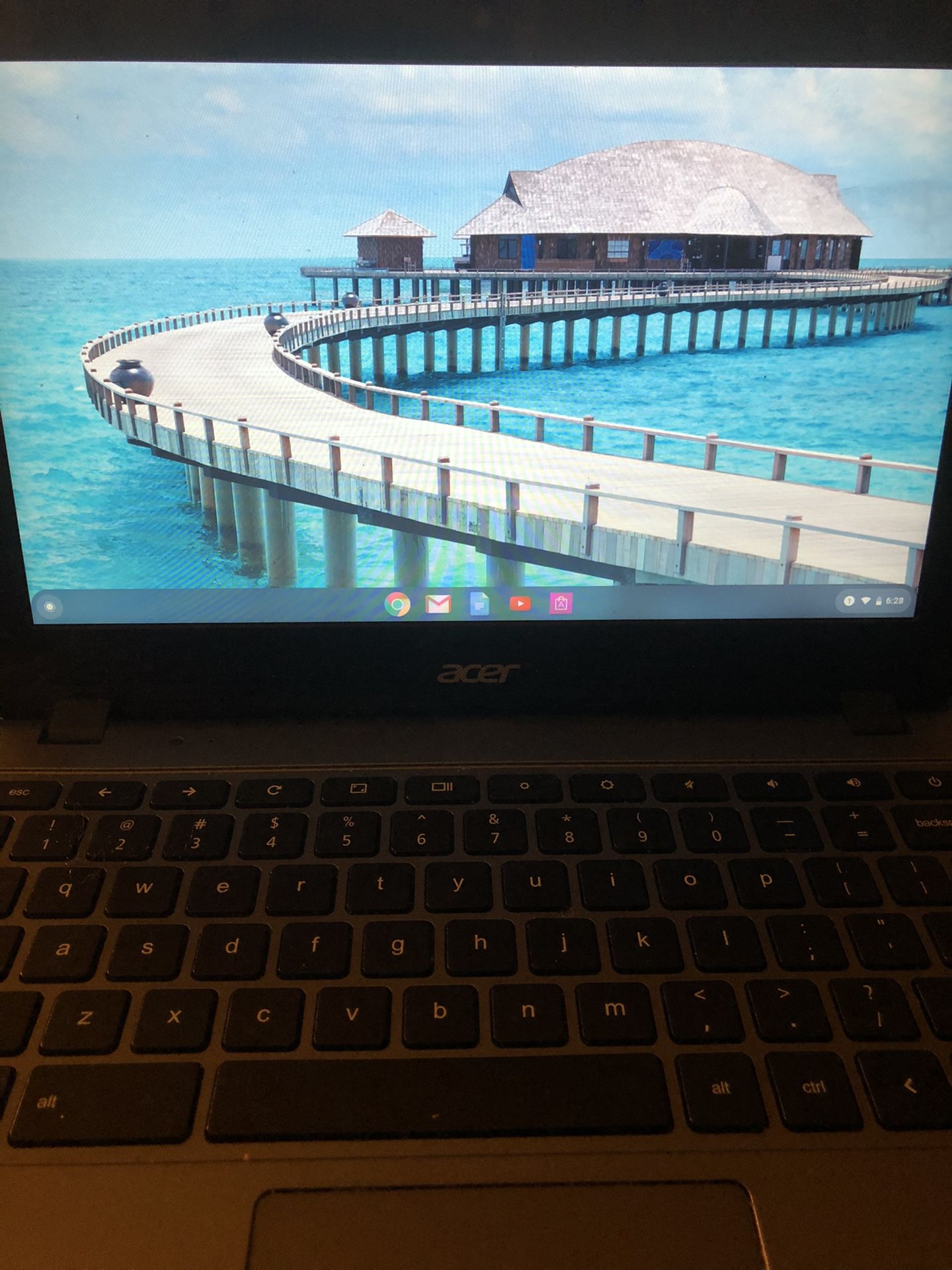 Beautiful refurbished acer laptop like new