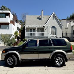 1997 Mitsubishi Montero