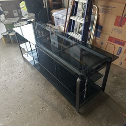 TV Stand -glass
