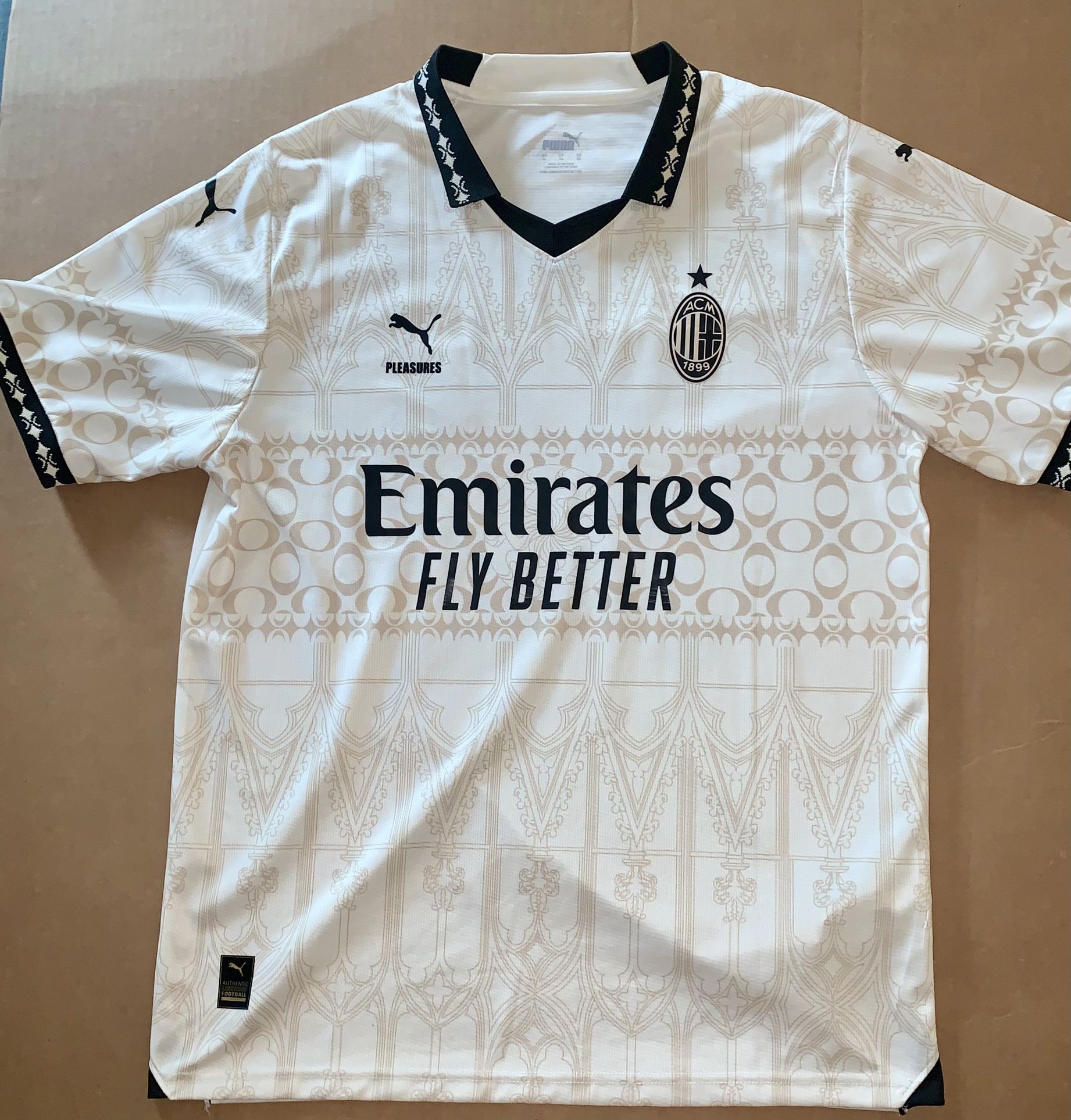 AC Milan 23/24 4th David Beckham Soccer Jersey NWOT