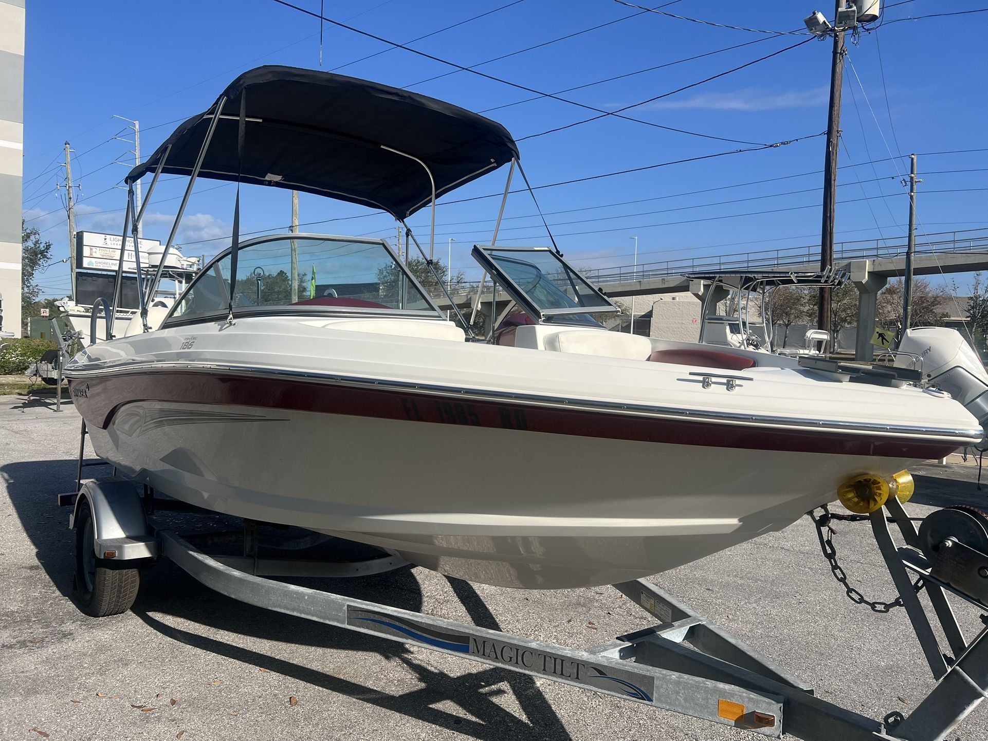 2016 Rinker 186 Fish and ski