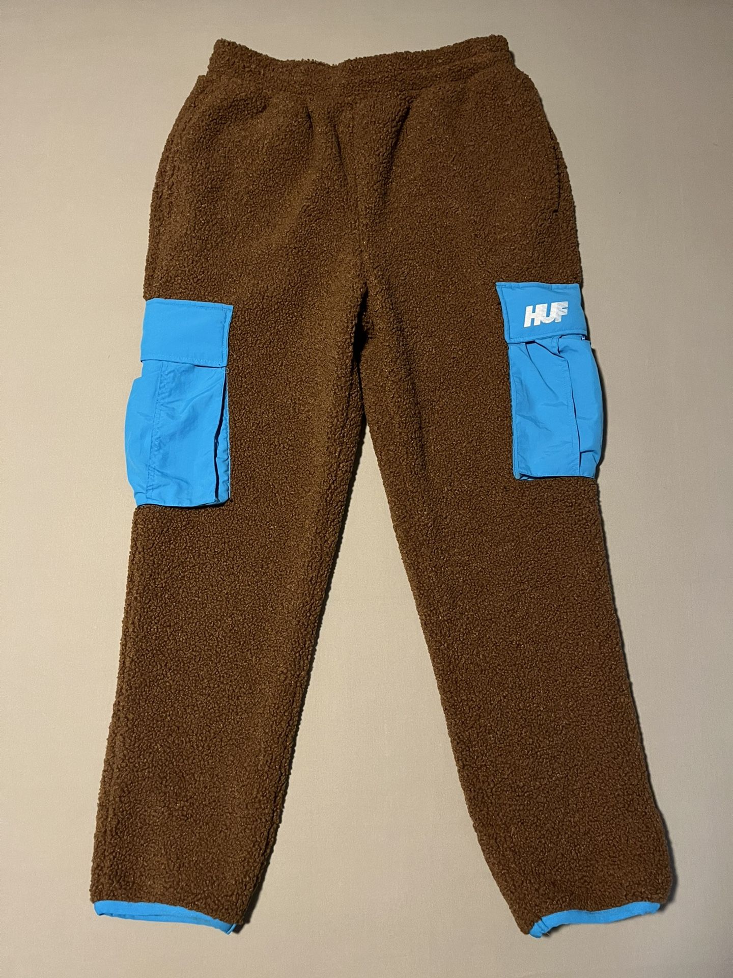 HUF Worldwide Men’s Fort Point Sherpa Fleece Cargo Pants Brand New
