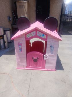 Minnie Mouse Playhouse