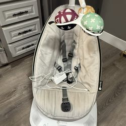 MamaRoo