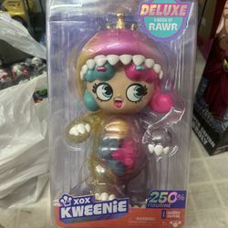 Deluxe Kweenie Doll