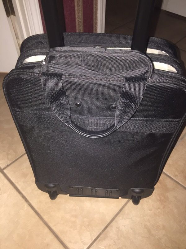 NEW BLACK ROLLING COMPUTER OR CRAFT BAG