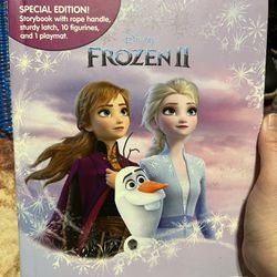 Frozen II Book W/ Mat & Figures