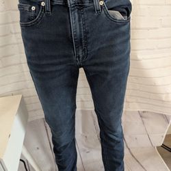 Denizen From Levi's Size 34x32 