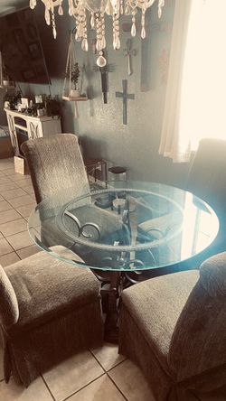 Kitchen table and chairs