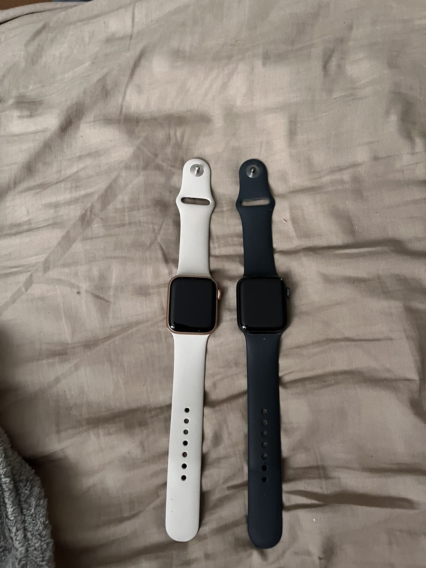 2 Apple  Se 2nd Gen Gps 40mm  Watches 