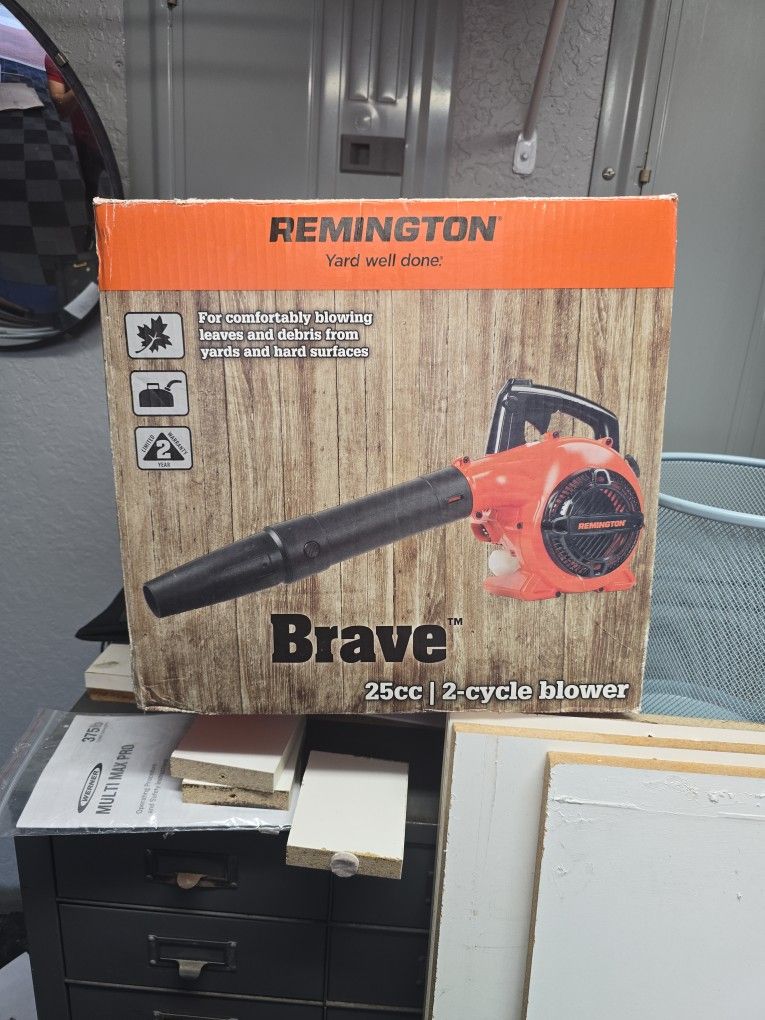 Remington 25cc Gas Leaf Blower