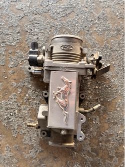 Mustang GT throttle body