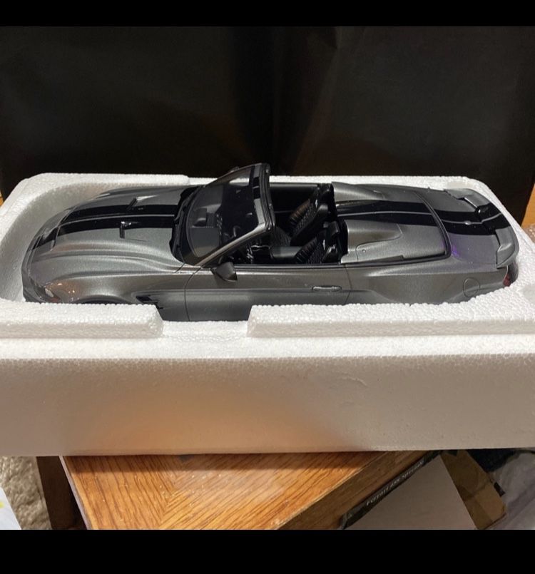 1:18 Ford Shelby Mustang