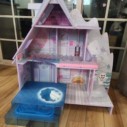 LOL Surprise Winter Disco Chalet Doll House