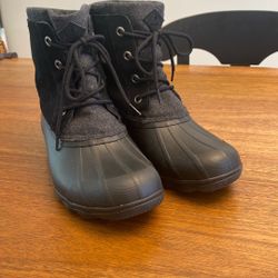 Women’s 7.5M Sperry Duck Boots