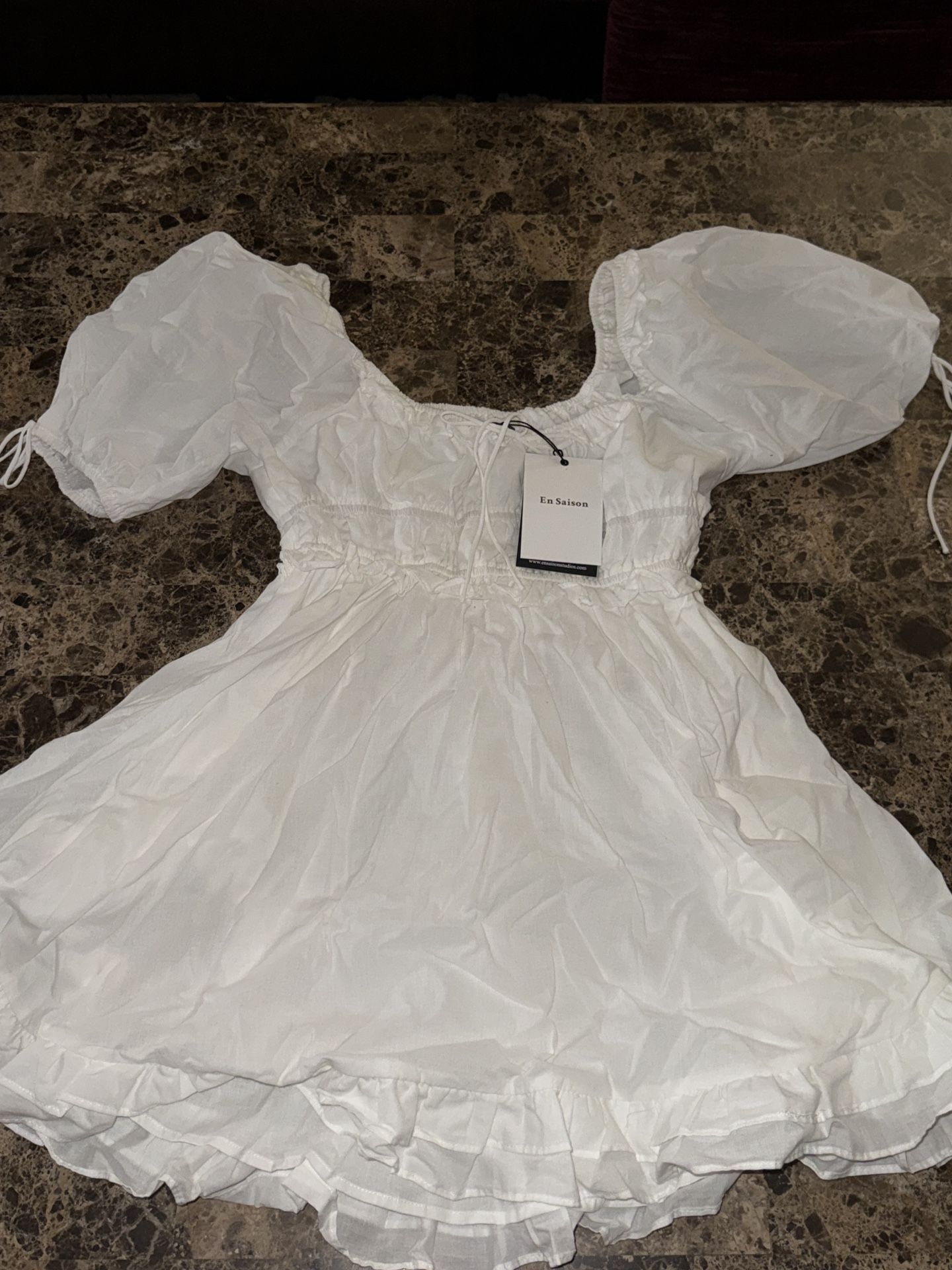 En Saison – White Farm Dress