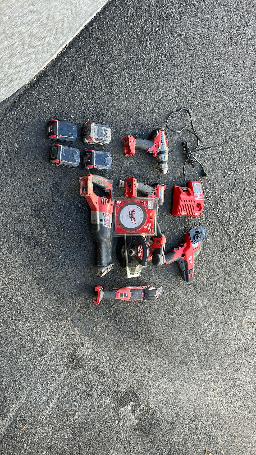 Milwaukee Cordless Tool Set