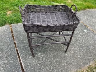 Basket Table
