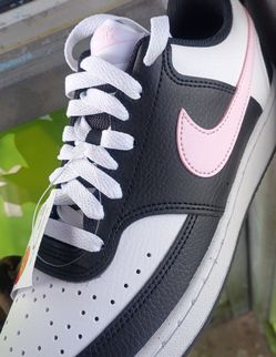 Women's Nike Sneakers
