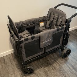 WonderFold W4 Elite Quad (4 Seater) Stroller Wagon in Gray/Charcoal