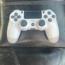 PS4 Controller