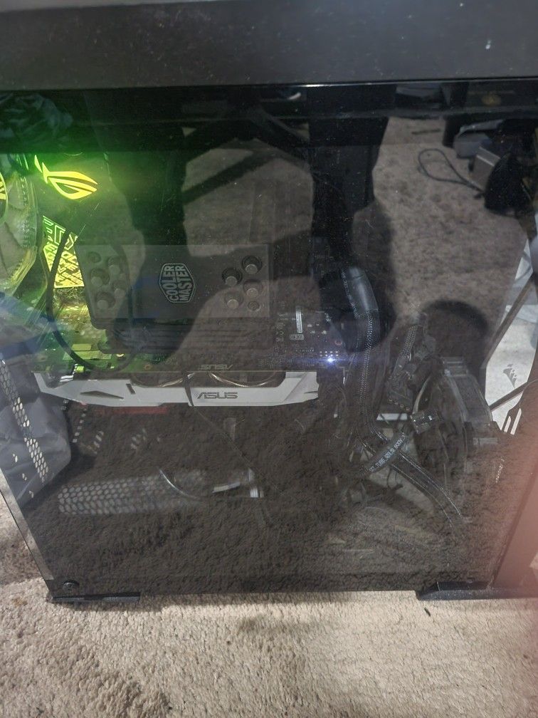 Custom Built RGB Gaming / Work PC Computer