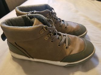 Boys boots
