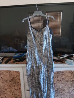 Jumper With Elastic Back And Side Pockets