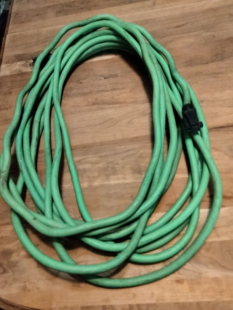 Contractors Grade 50ft 10 Gauge Extension Cord