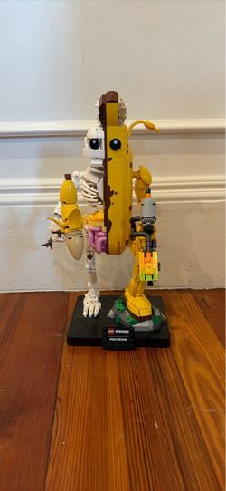 Lego Peely Bone Set