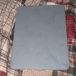 iPad Pro 13 Inch Has Plastic On iPad Still 256gb Unlocked Celular M5 