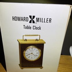 Howard Miller model: 613-528 Rosewood Brass Desk Clock Quartz Analog 