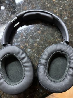 SKULL CANDY HEADPHONES