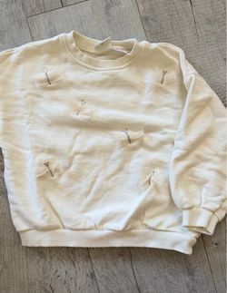 Cream Crewneck Sweatshirt with Bow Details