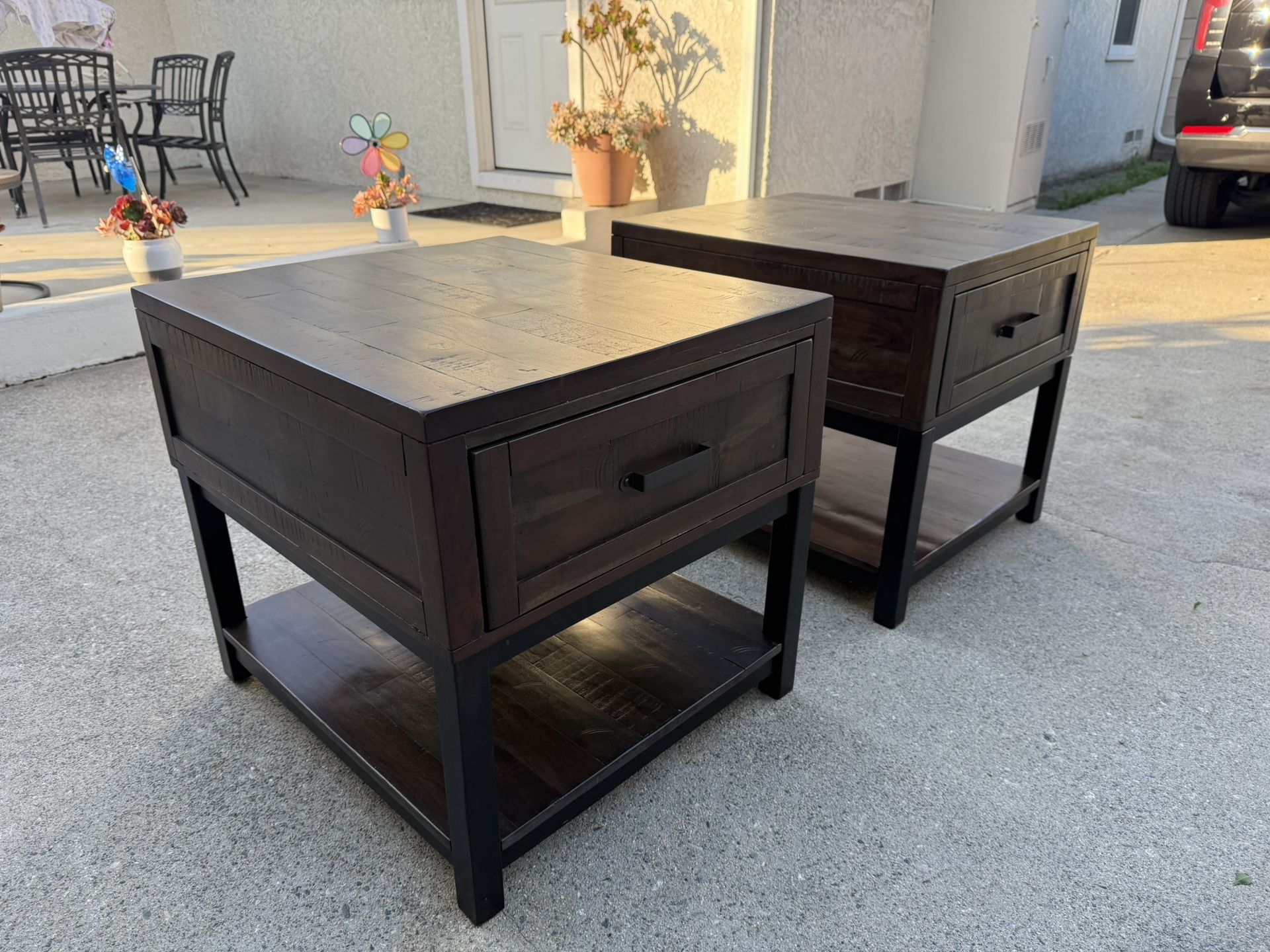 Coffee/End Tables
