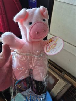 Madame Alexander Baby Doll Pig

Hug Me 2001 Peekaboo Babies