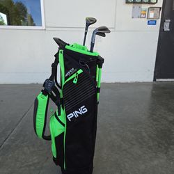 Youth left handed golf clubs